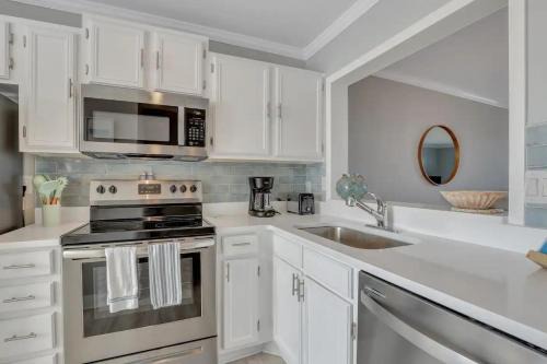 Saint Helena Island Casa | The Salty Breeze - Ocean Front 1 Bedroom