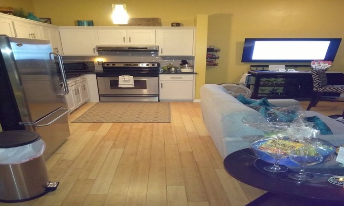 Downtown Atlanta Condominio | Las 4 C's "Calvin's Condo 4 Comfort & 4 Convenience"