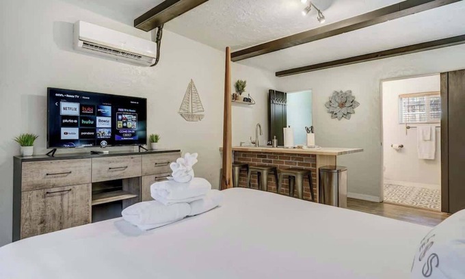 West Colorado Springs Apartamento | The San Ayre Court Studio