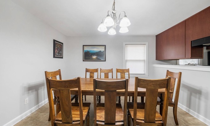 Southeast Raleigh Casa | The Sanctuary Downtown >5mi to Downtown & Union Park