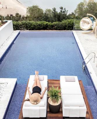 Almyros Cama Y Desayuno | The Sand Suites - Adults Only