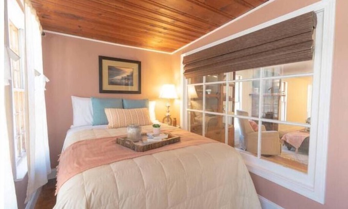 Sandwich Casa | The Sandy Bungalow