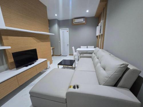 Noen Phra Apartamento | The sea forest 101