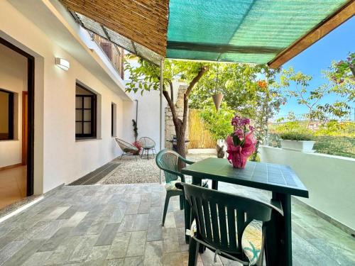 Bari Sardo Apartamento | The Secret Garden