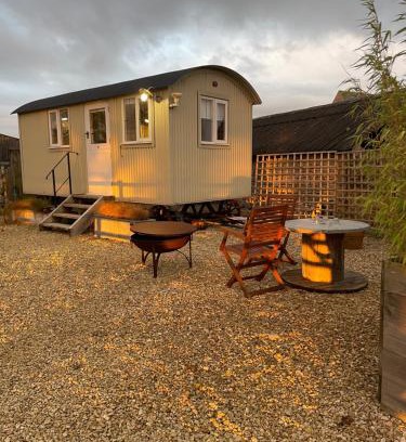 Brackley Casa | The Shepherd's Hut