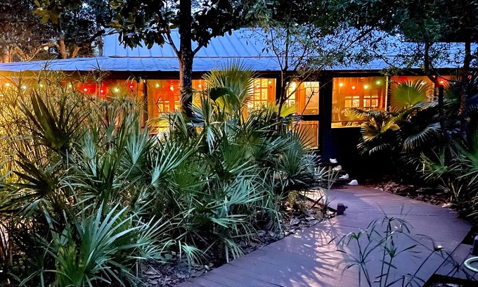 Grayton Beach Cabaña | The Historic Smith House - 20% de descuento para las fechas restantes de abril / mayo