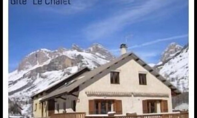 Monetier-les-Bains Chalet De Esquí | The south-facing chalet for 17 people