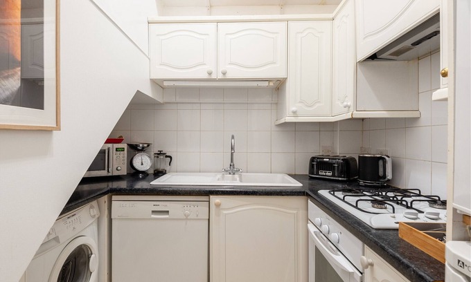 Kensington Casa | The South Kensington Mews - Lovely & Bright 5BDR Kensington Mews