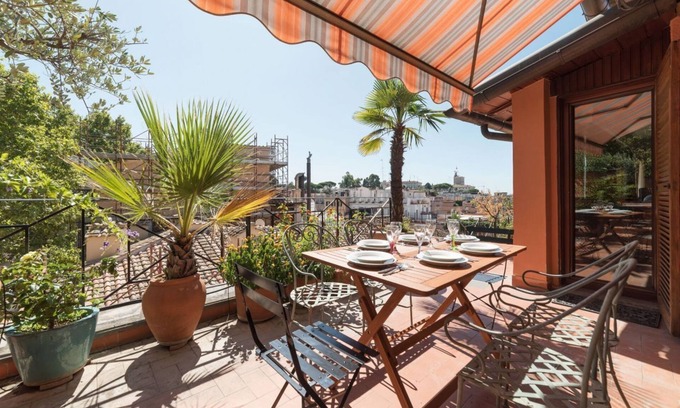 Rione III Colonna Apartamento | The Spanish Steps GRAND PENTHOUSE