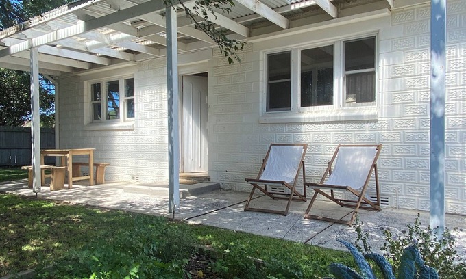 Ettalong Beach Casa | The Special House - Moments to the water