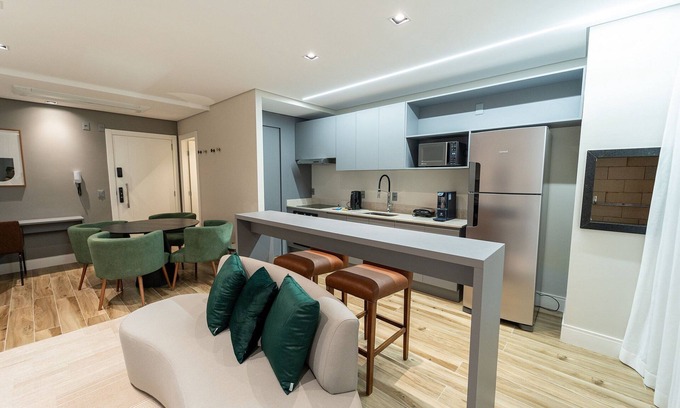 Estados Condominio | The Spot One Apartment