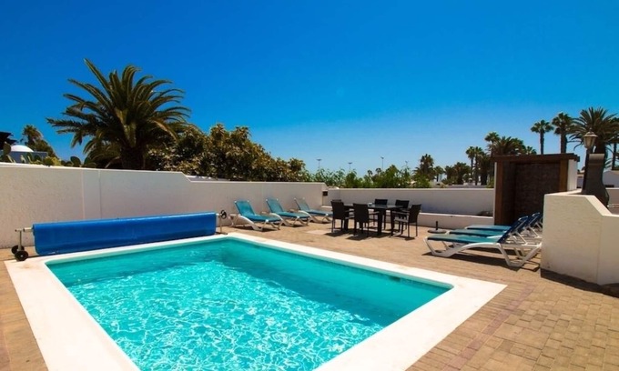 Playa Blanca Villa | The Squid House. Deje el coche en casa