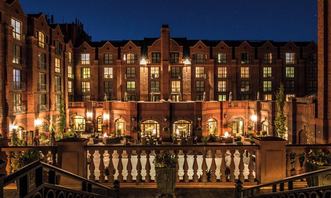 Downtown Complejo | The St. Regis Aspen Resort