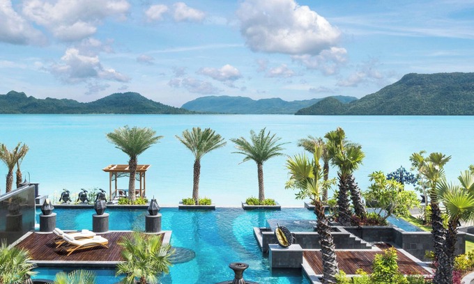 Kuah Complejo | The St. Regis Langkawi