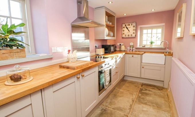 Richmond Cabaña | The Stable, Sedbury Park Farm
