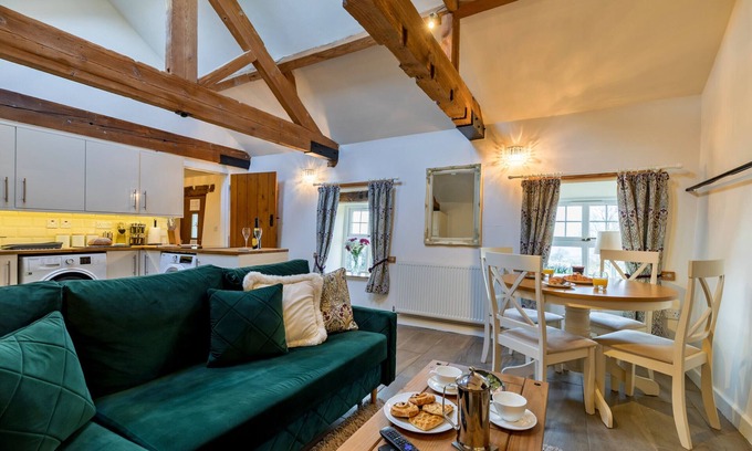 Leek Cabaña | The Stables at Brambles Farm