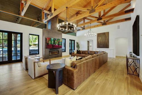 Indio Casa | The Stallion Estate Sleeps 24, Theater, Game Room, Pickle ball!