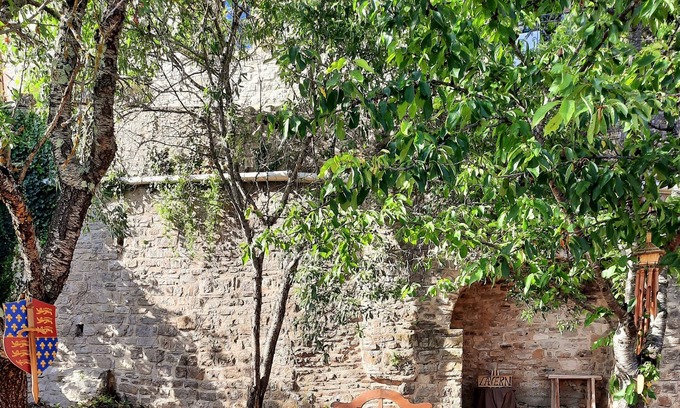 Cordes-sur-Ciel Apartamento | The stonecutter's house in Occitan Tuscany