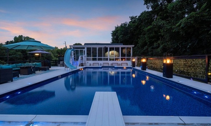 Goodlettsville Casa | The Stoneglass Retreat