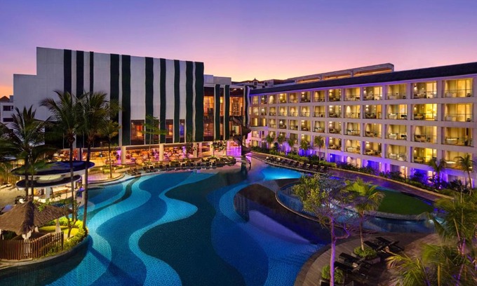 Downtown Kuta Hotel | The Stones Hotel - Legian Bali, Autograph Collection