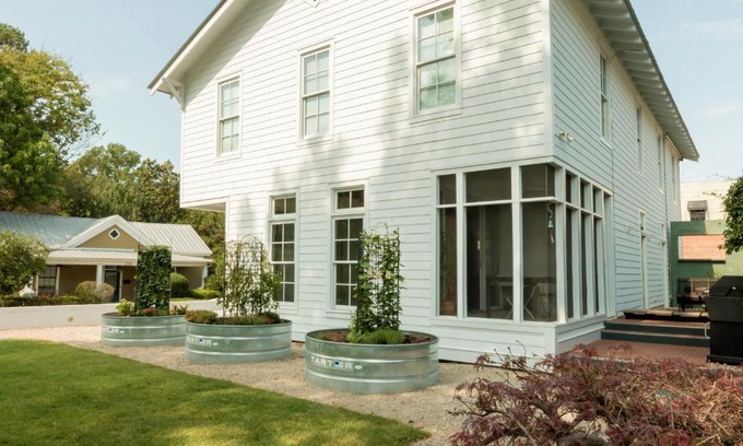 Southwest Raleigh Casa | THE STORE