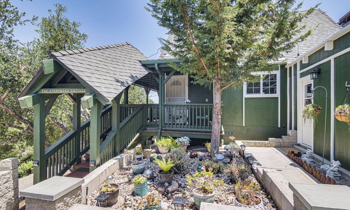 Thousand Oaks Casa | The Storybook Cottage: Every Stay Tells a Story!