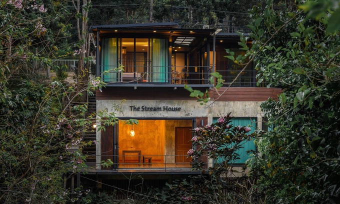Mae On Casa | The Stream House - Private House