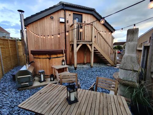 Cheddar Apartamento | The Studio Cheddar - With Wood Fired Hot Tub, Near Cheddar Gorge
