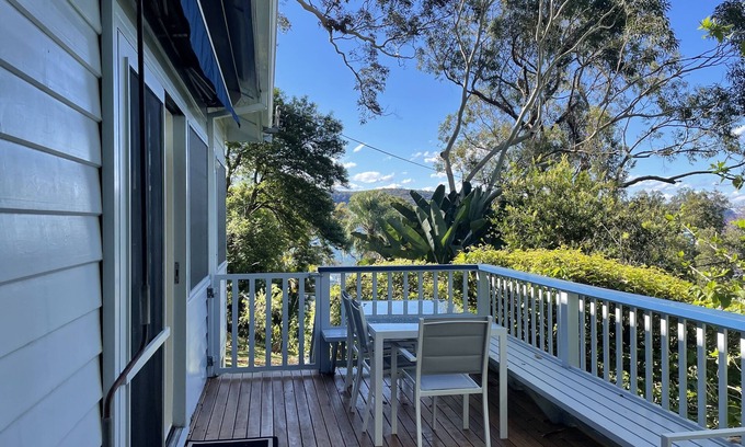 Clareville Casa | The Sundeck Cottage - Clareville Beach