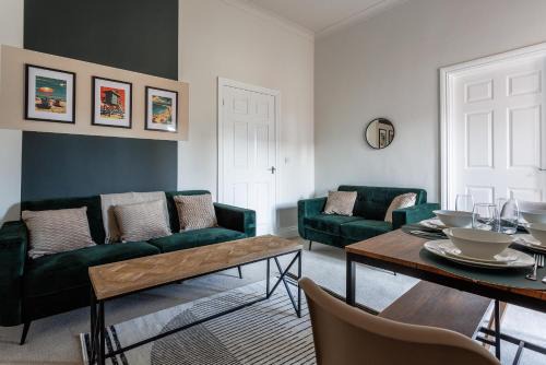 Sunderland Casa | The Sunderland Spot Family & Work Ready