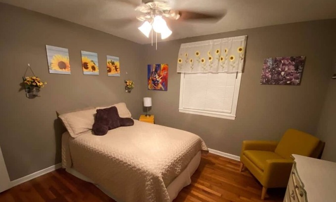 Greenwood Cabaña | **The Sunflower House**