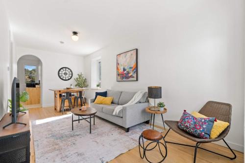 Sunnyside Casa | The Sunny 2 Suites 10 Pax Pet Friendly Stay