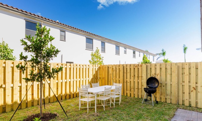 Princeton Casa | The Sunnyside Glamorous Home 4BR New MIA