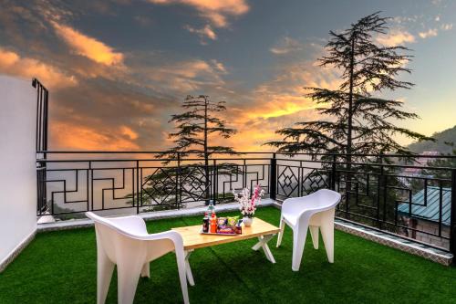 Shimla Apartamento | The Sunset Abode 4BR With Valley Views
