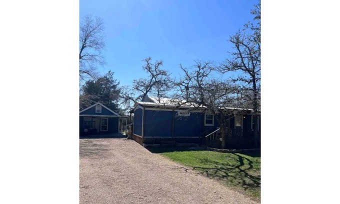 Somerville Cabaña | The Sunset Cottage by Lake Somerville