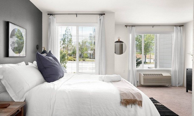 Paradise Apartamento | The Sutter | Private Studio in Paradise