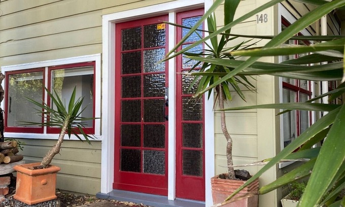 Newtown Casa | The Tūī Nest