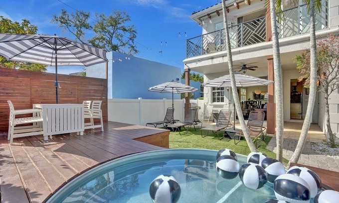 Riverside Park Casa | The Tarpon River House