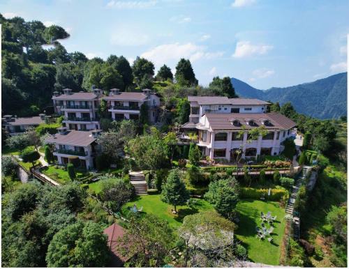 Chamba Complejo | The Terraces - Kanatal