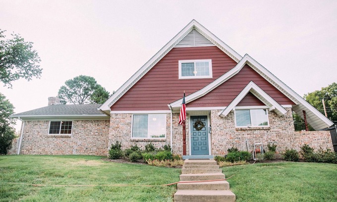 Euless Casa | The Texas Cottage