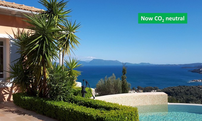 Katouna Villa | Retiro excepcional con piscina y fantásticas vistas al mar y las montañas.
