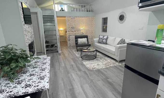 Altamonte Springs Cama Y Desayuno | The Tiny Cottage in The Springs
