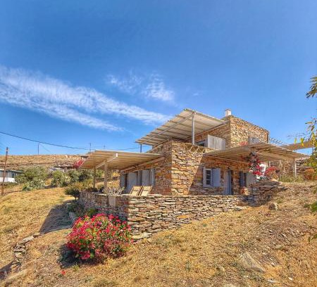 Koundouros Apartamento | The Traditional Stone Villa