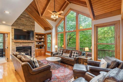 Foscoe Casa | The Tree House at Echota
