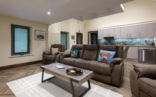 Fanore Casa | The Turning of The Tide