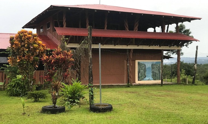 San Rafael de Guatuso Casa | La casa de madera retorcida