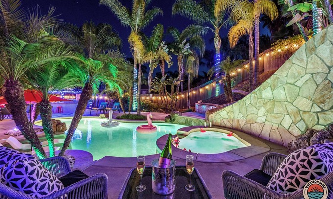 El Cajon Casa | The Ultimate Escape – Pool, Slide, Gym + Games!