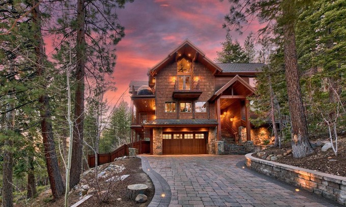 Incline Village Casa | The Ultimate Lake Tahoe Estate