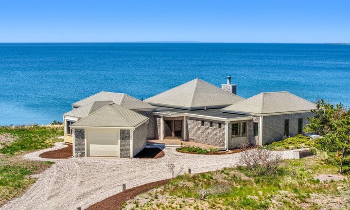 North Truro Casa | The Ultimate Outer Cape Beachfront Retreat RPAM101