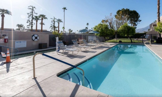Baristo Casa | The Ultimate Palm Springs Experience! Full Kitchen, Outdoor Pool, Free Parking!